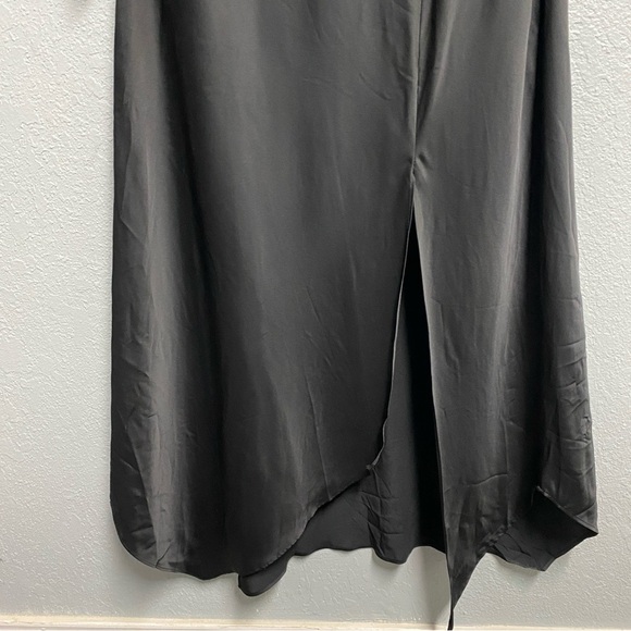 NEW EXPRESS $98 BLACK SATIN LONG SLEEVE ASYMMETRICAL HEM MAXI DRESS SIZE LARGE - Picture 7 of 12